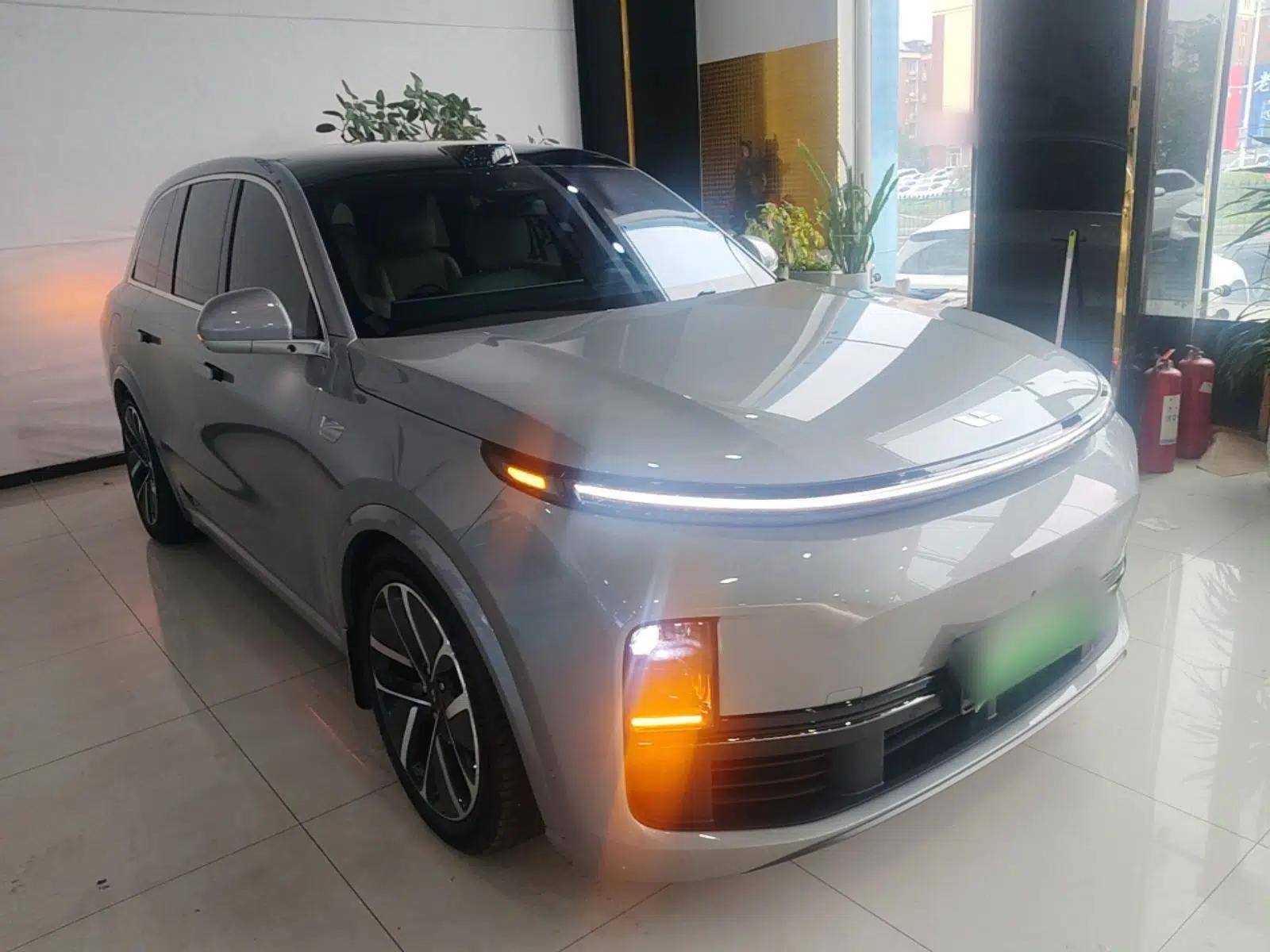 Li Auto L8 2024 Max — миниатюра 3
