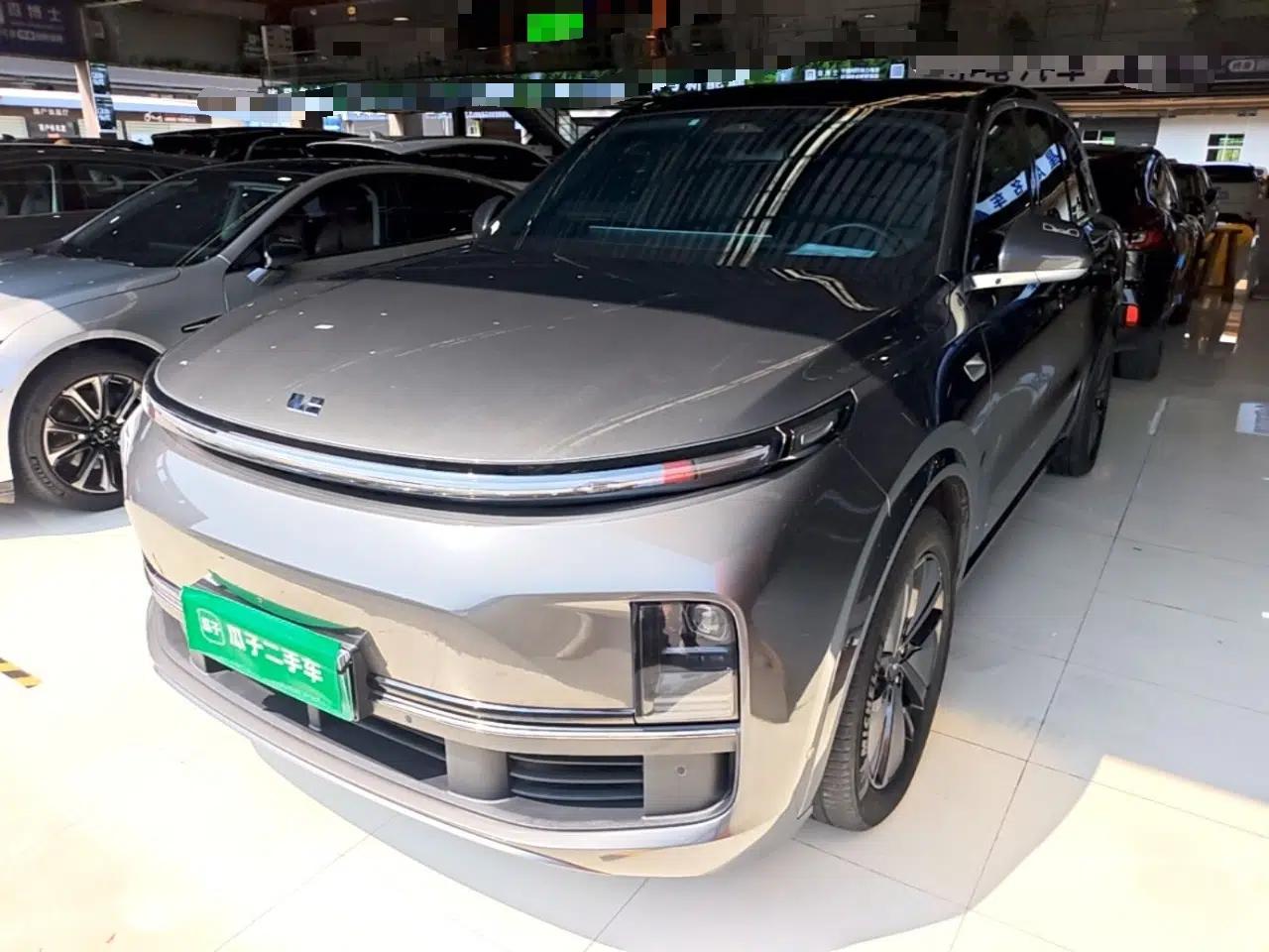 Li Auto L8 2024 Pro Model — миниатюра 1