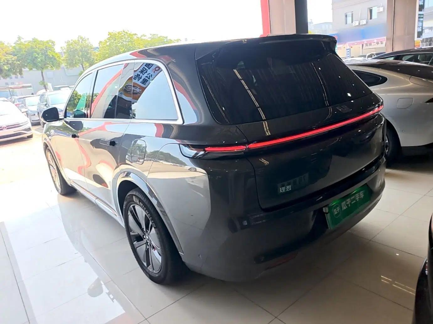 Li Auto L8 2024 Pro Model — миниатюра 4