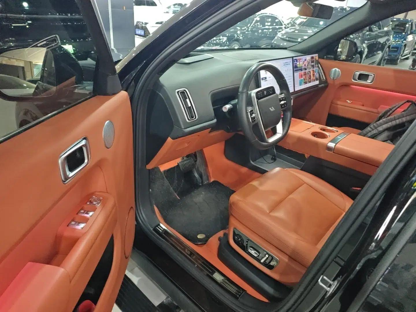 Li Auto L8 2024 Max — миниатюра 18