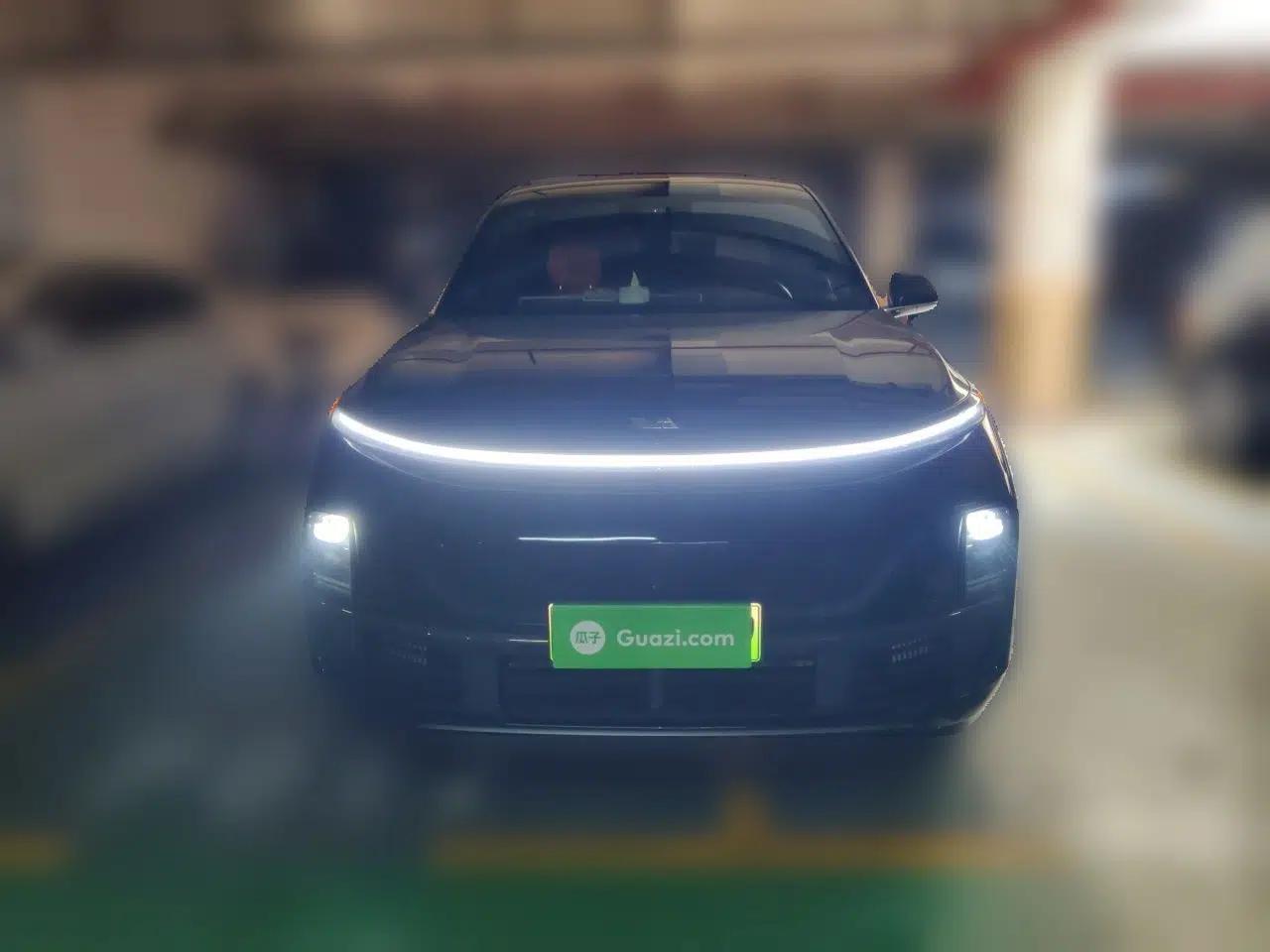 Li Auto L8 2023 Air model — миниатюра 2