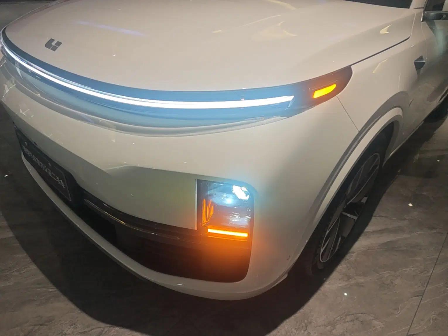 Li Auto L8 2025 Ultra Smart Refreshed Edition — миниатюра 8