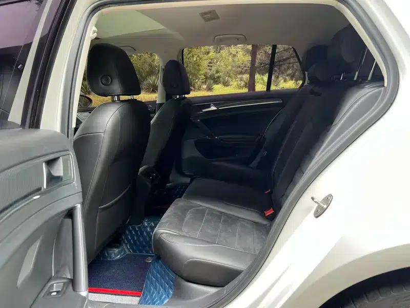 2020 Golf 280TSI DSG Luxury — миниатюра 10