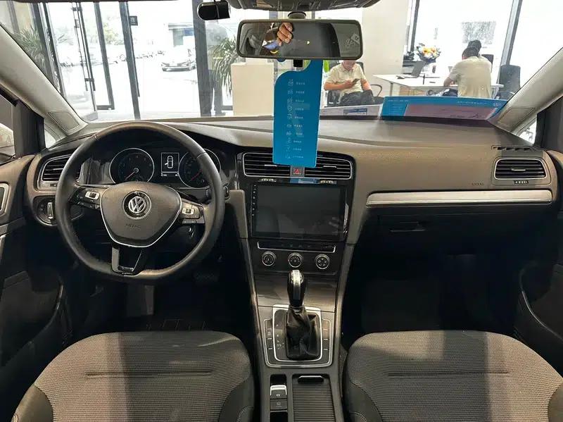 2018 Golf 230TSI Automatic Comfort — миниатюра 9