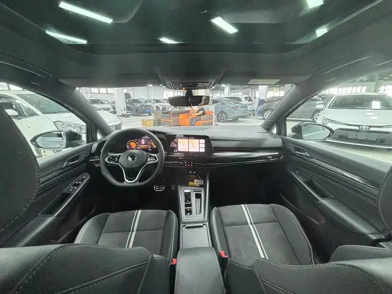 2023 Golf 280TSI DSG R-Line Lite — миниатюра 13