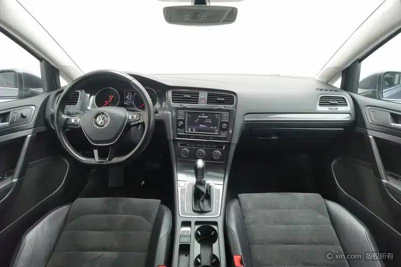 2018 Golf 230TSI Automatic Luxury — миниатюра 12