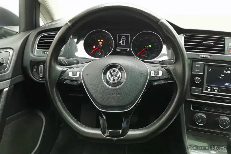 2018 Golf 230TSI Automatic Luxury — миниатюра 14