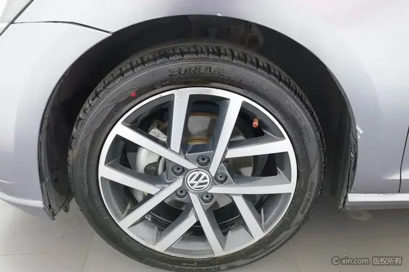 2018 Golf 230TSI Automatic Luxury — миниатюра 8