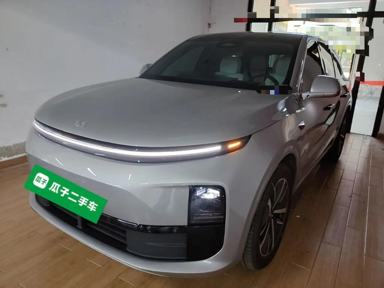 Li Auto L6 2024 Pro Model — миниатюра 1
