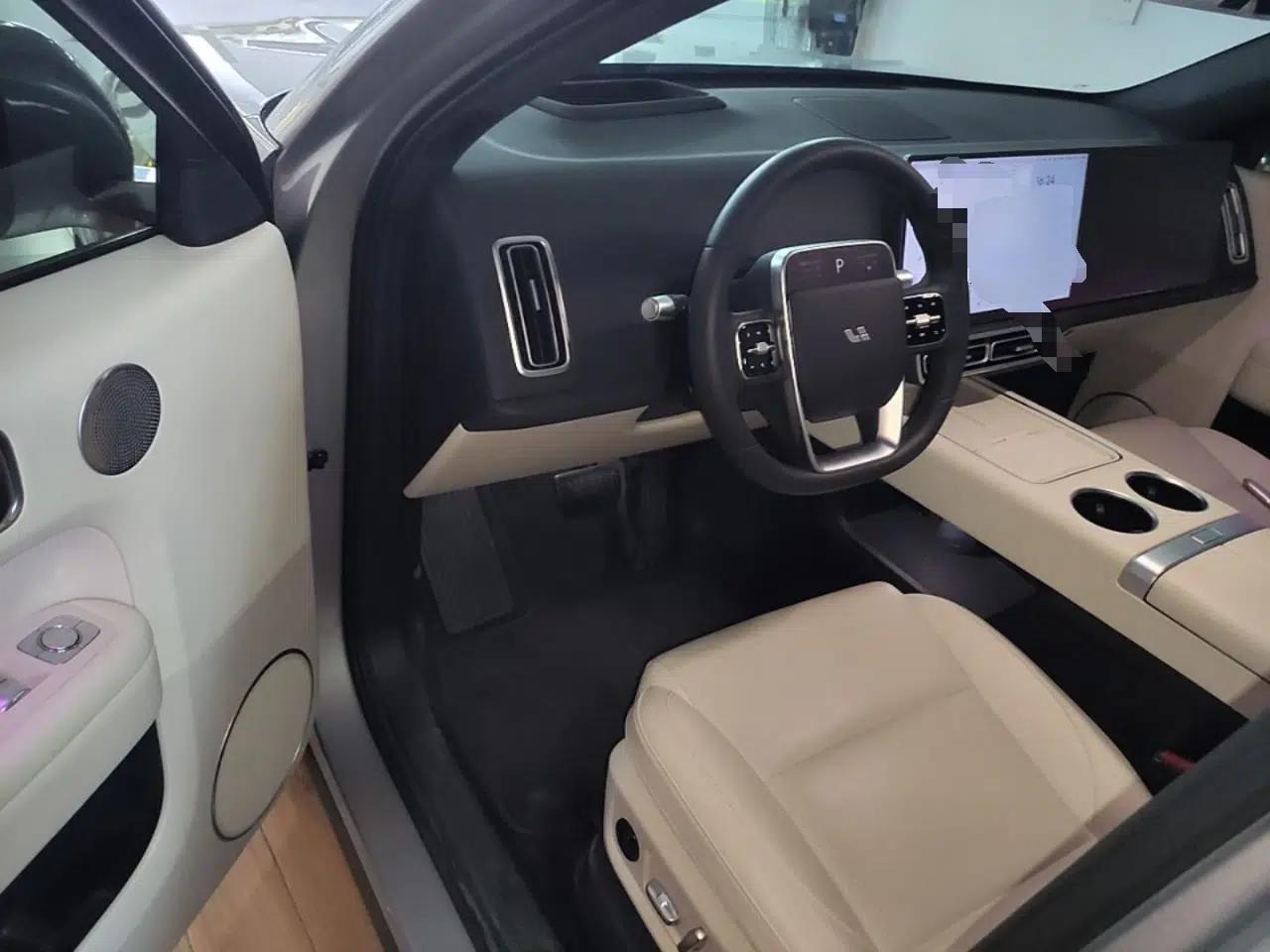 Li Auto L6 2024 Pro Model — миниатюра 18