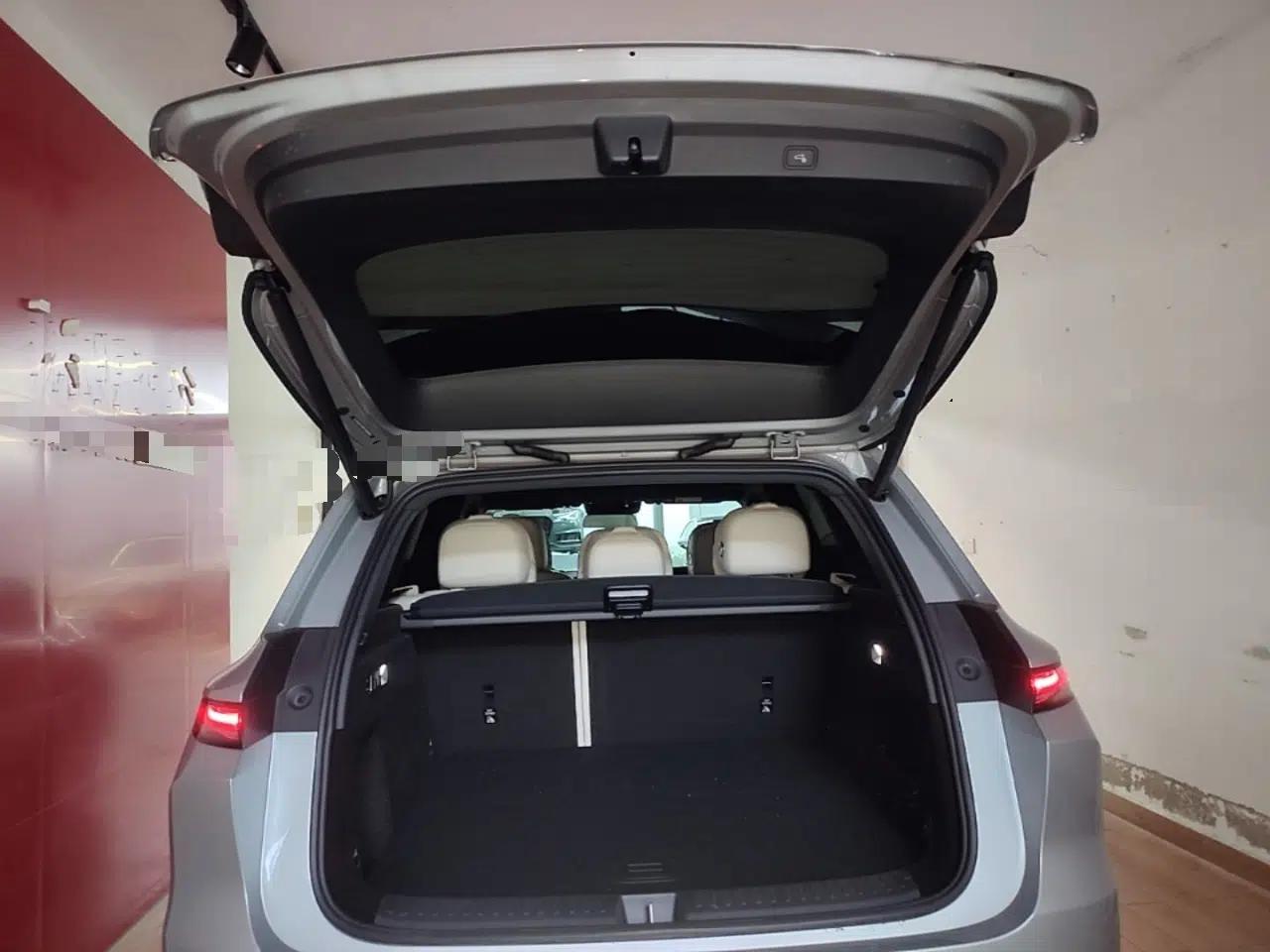 Li Auto L6 2024 Pro Model — миниатюра 22