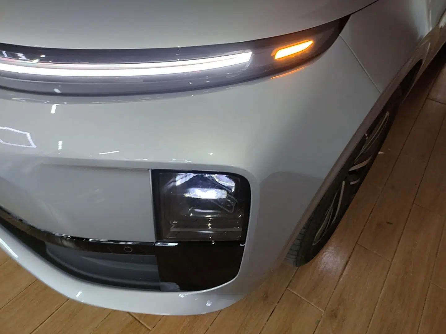 Li Auto L6 2024 Pro Model — миниатюра 8