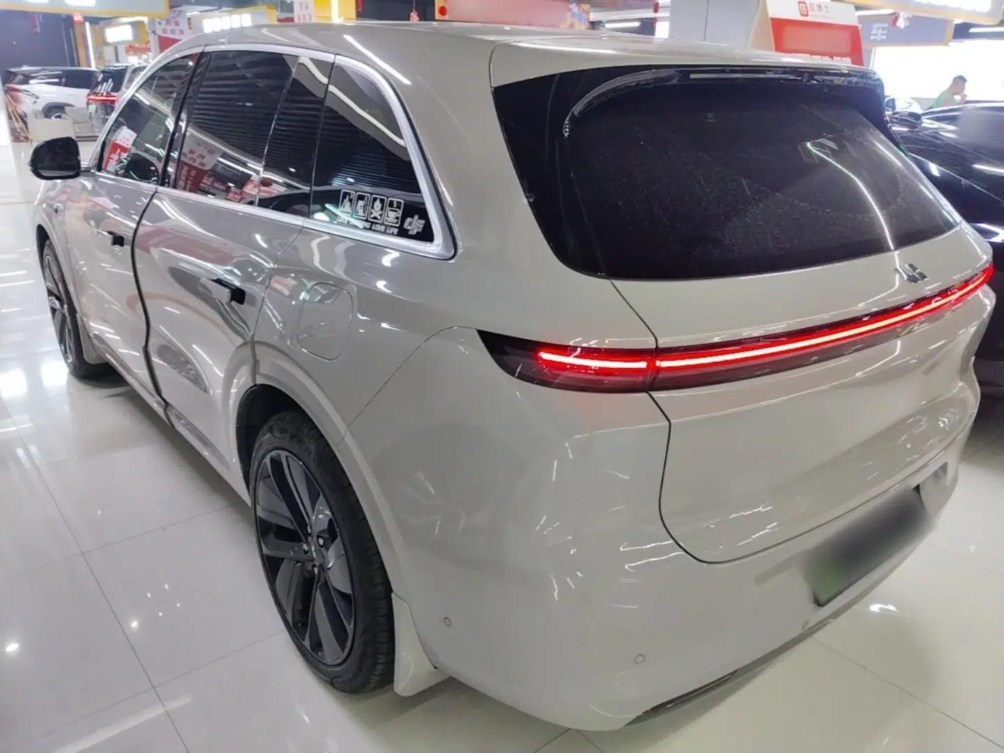 Li Auto L6 2024 Max — миниатюра 4
