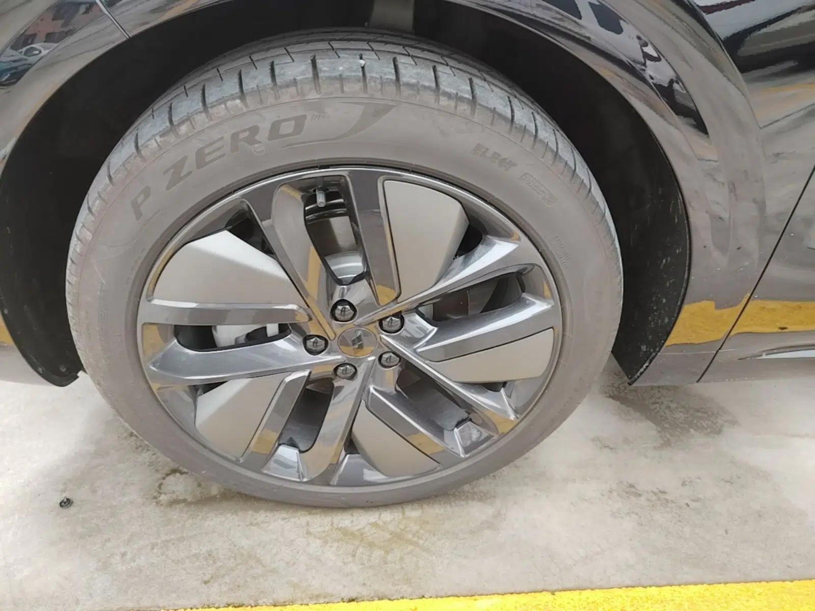 Li Auto L6 2024 Pro Model — миниатюра 10