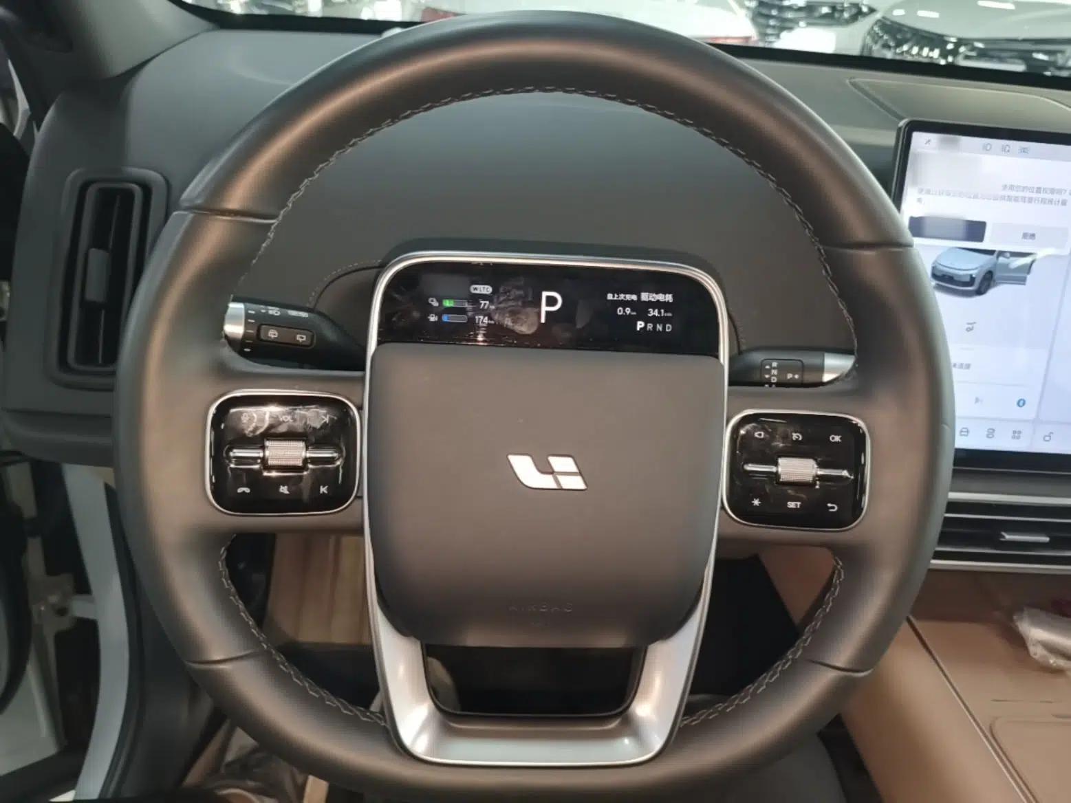 Li Auto L6 2025 Max Smart Refresh Edition — миниатюра 18