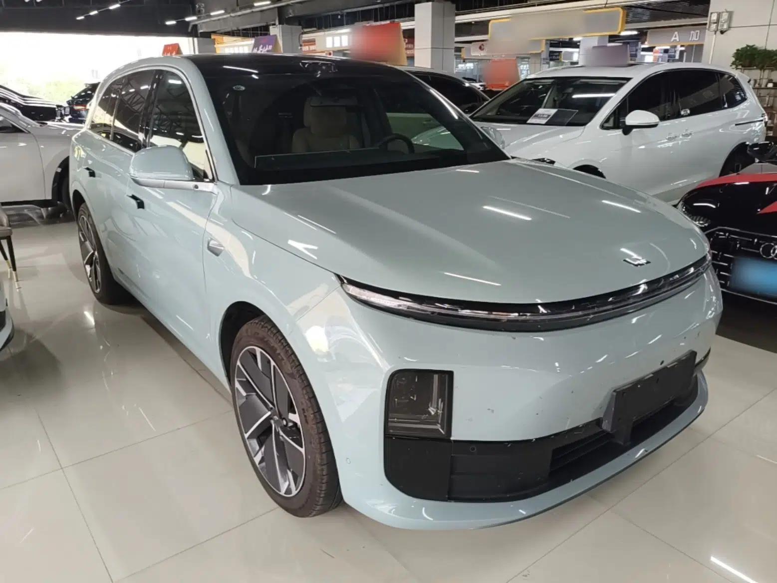 Li Auto L6 2025 Max Smart Refresh Edition — миниатюра 3