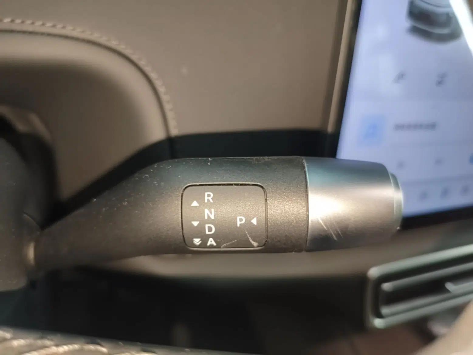 Li Auto L6 2025 Max Smart Refresh Edition — миниатюра 21