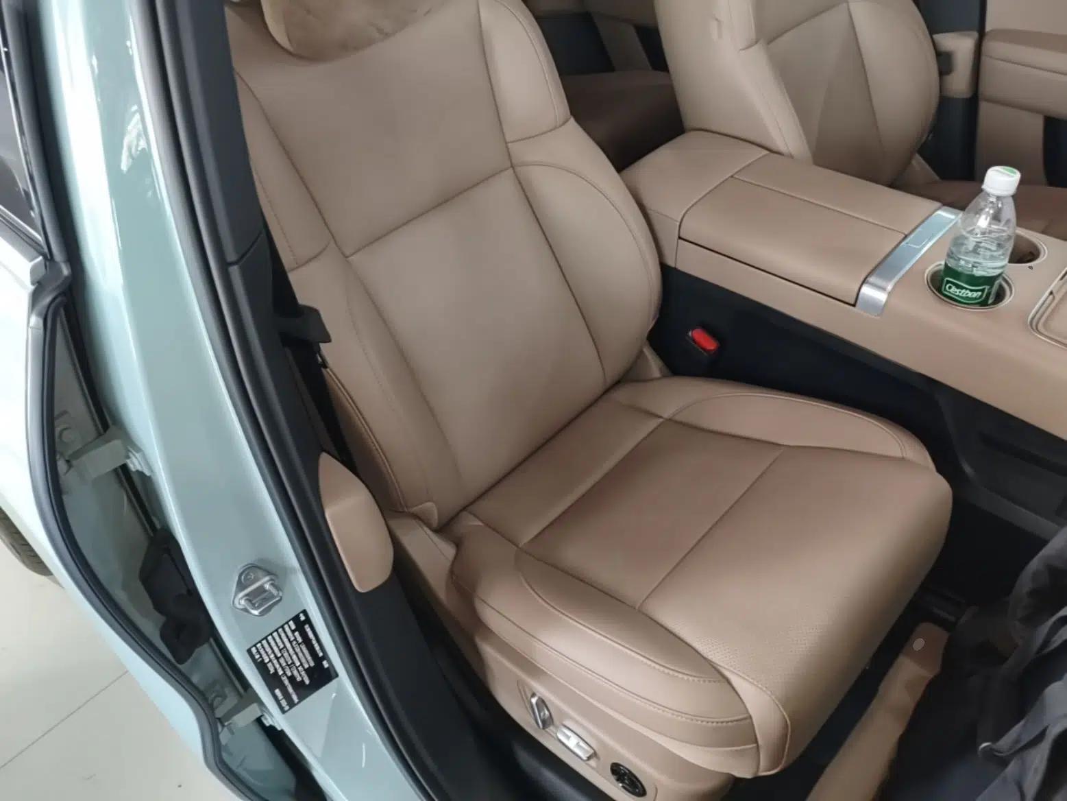 Li Auto L6 2025 Max Smart Refresh Edition — миниатюра 24