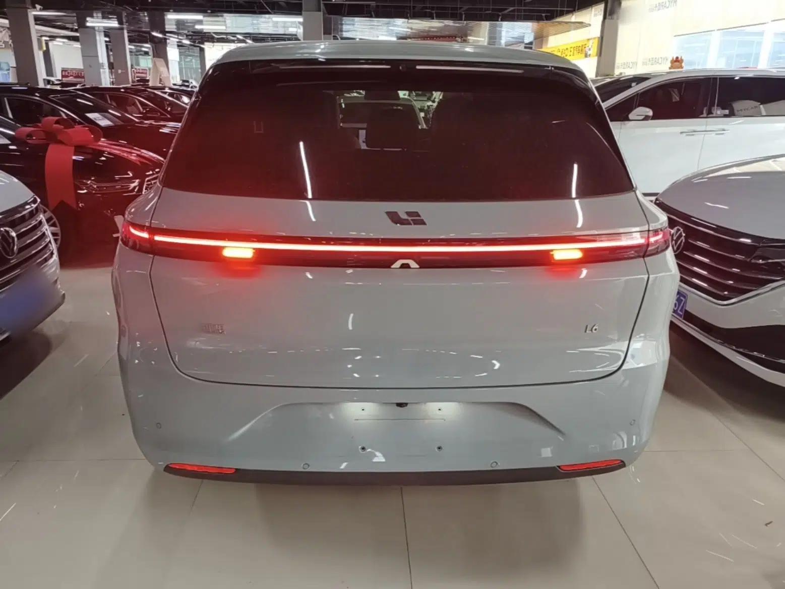 Li Auto L6 2025 Max Smart Refresh Edition — миниатюра 5