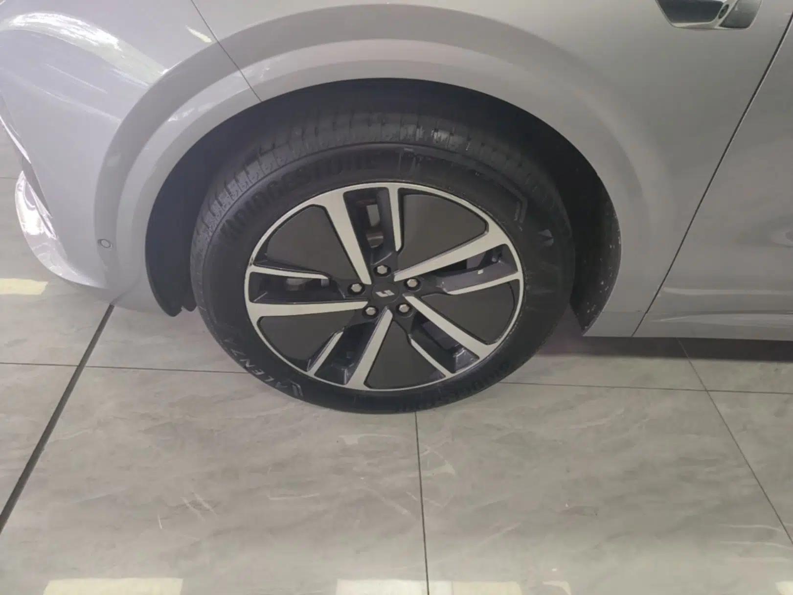Li Auto L6 2024 Max — миниатюра 10