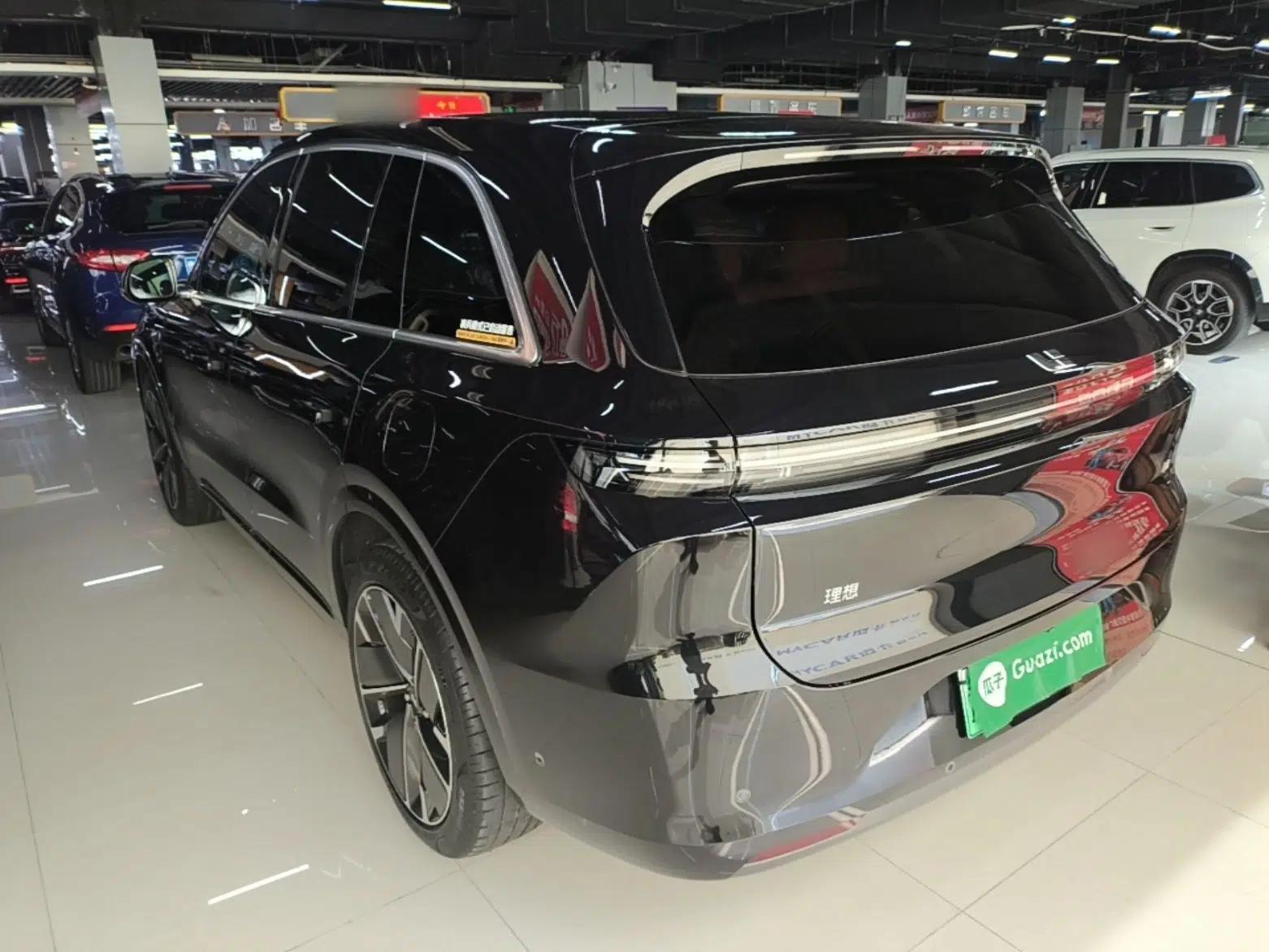 Li Auto L6 2025 Pro Smart Refresh Edition — миниатюра 4