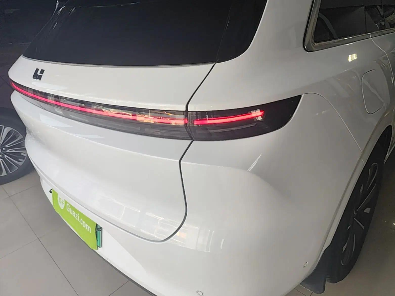 Li Auto L6 2025 Pro Smart Refresh Edition — миниатюра 9