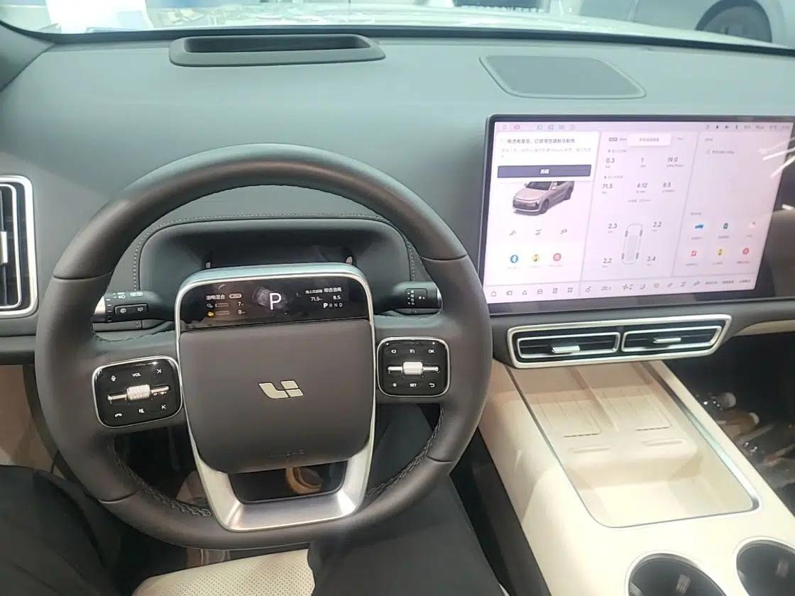 Li Auto L6 2024 Max — миниатюра 13