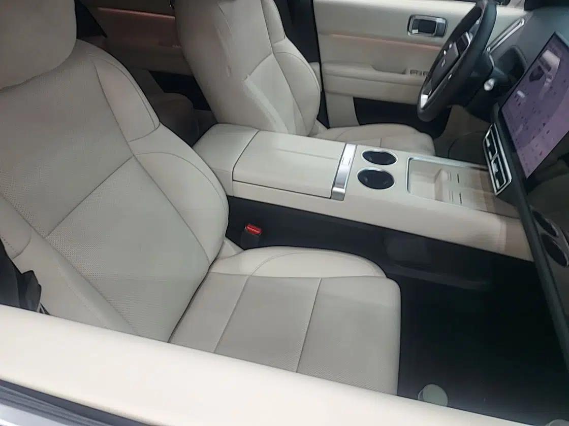 Li Auto L6 2024 Max — миниатюра 19