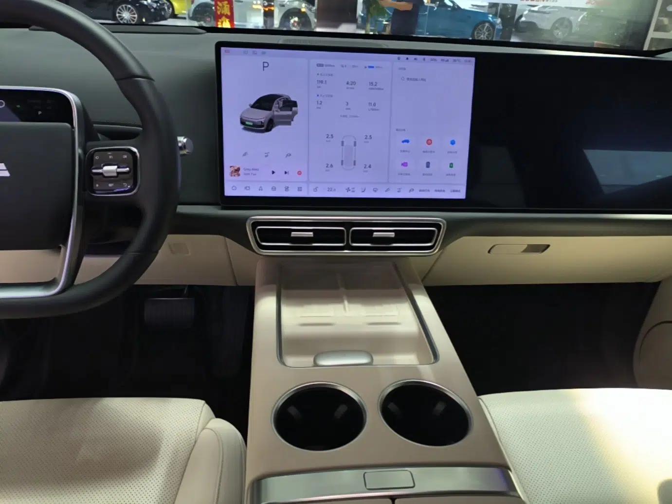 Li Auto L6 2025 Pro Smart Refresh Edition — миниатюра 15