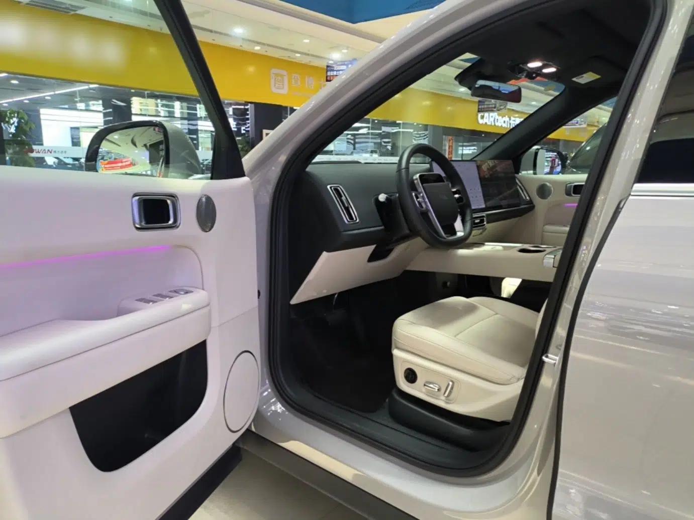Li Auto L6 2025 Pro Smart Refresh Edition — миниатюра 18