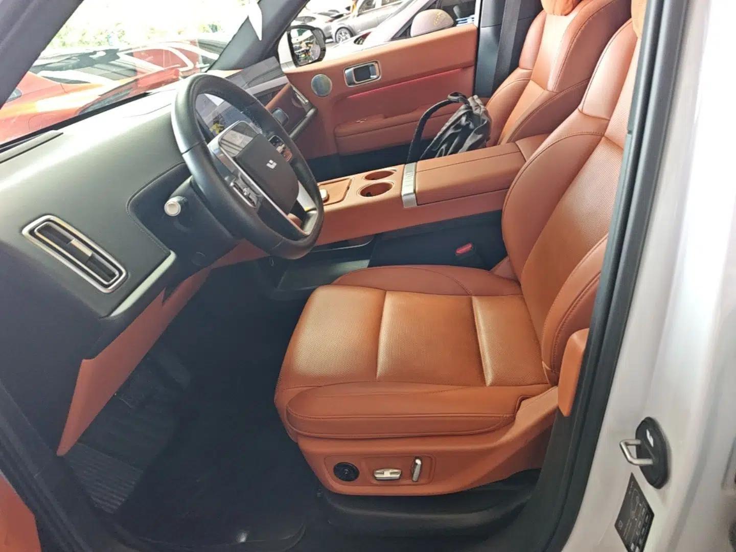 Li Auto L6 2024 Max — миниатюра 17