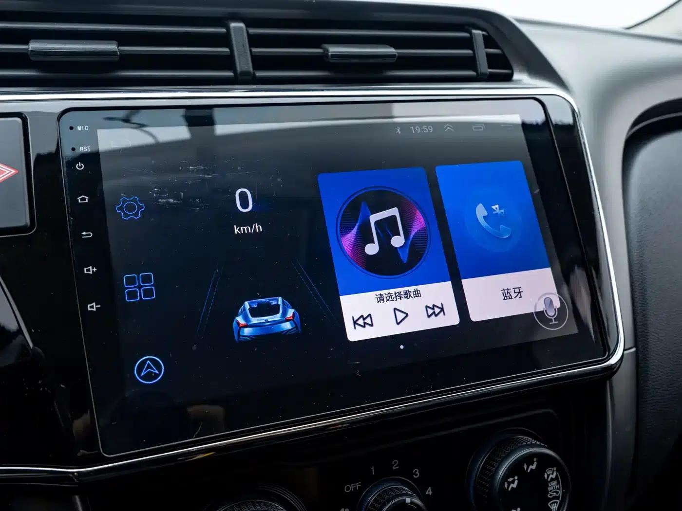 Honda City 2018 1.5L CVT Comfort Edition — миниатюра 11