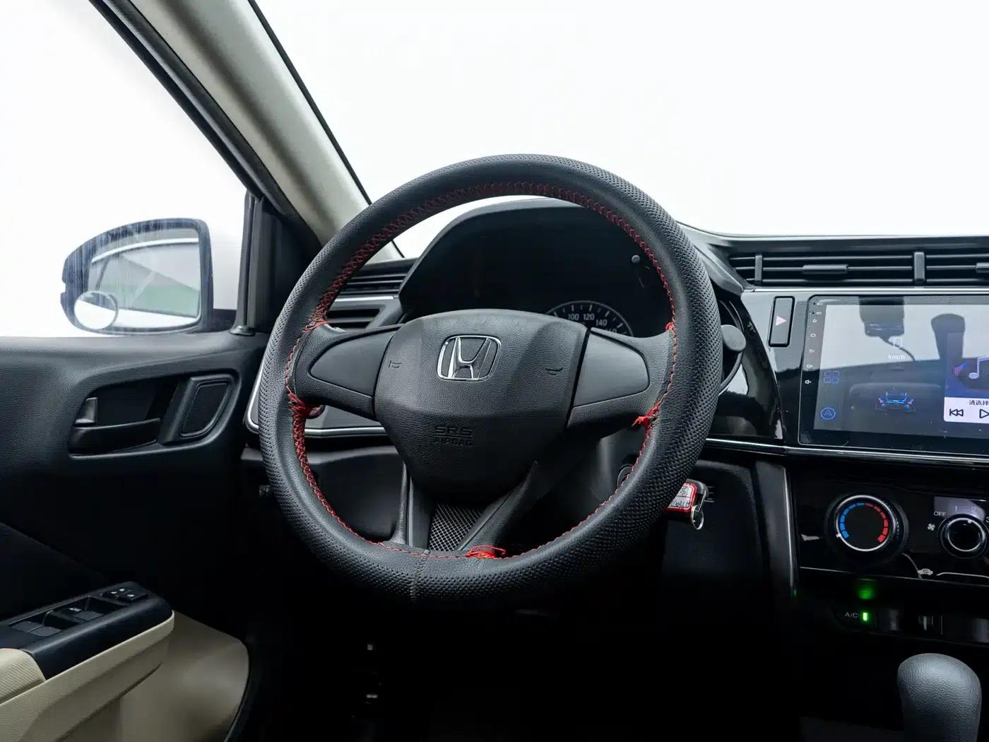 Honda City 2018 1.5L CVT Comfort Edition — миниатюра 17