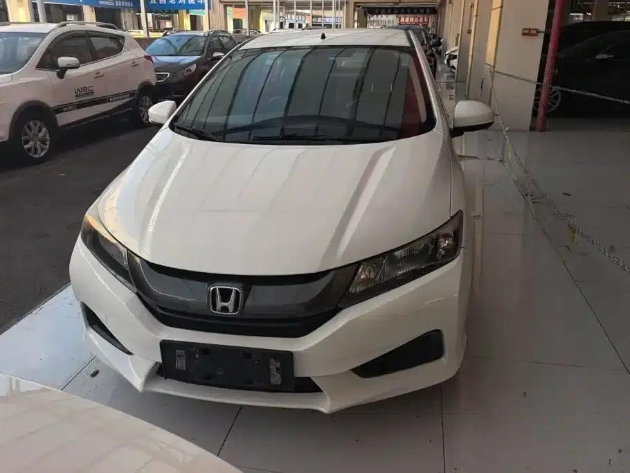 Honda City 2015 1.5L CVT Comfort Edition — миниатюра 2