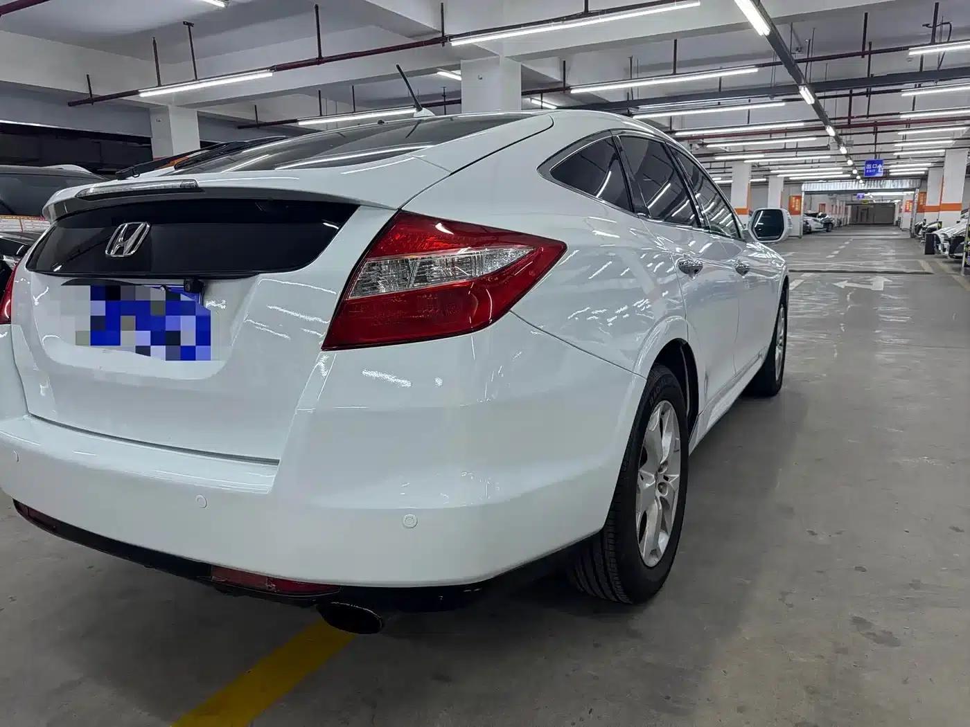 Crosstour 2012 2.4L Luxury Edition — миниатюра 12