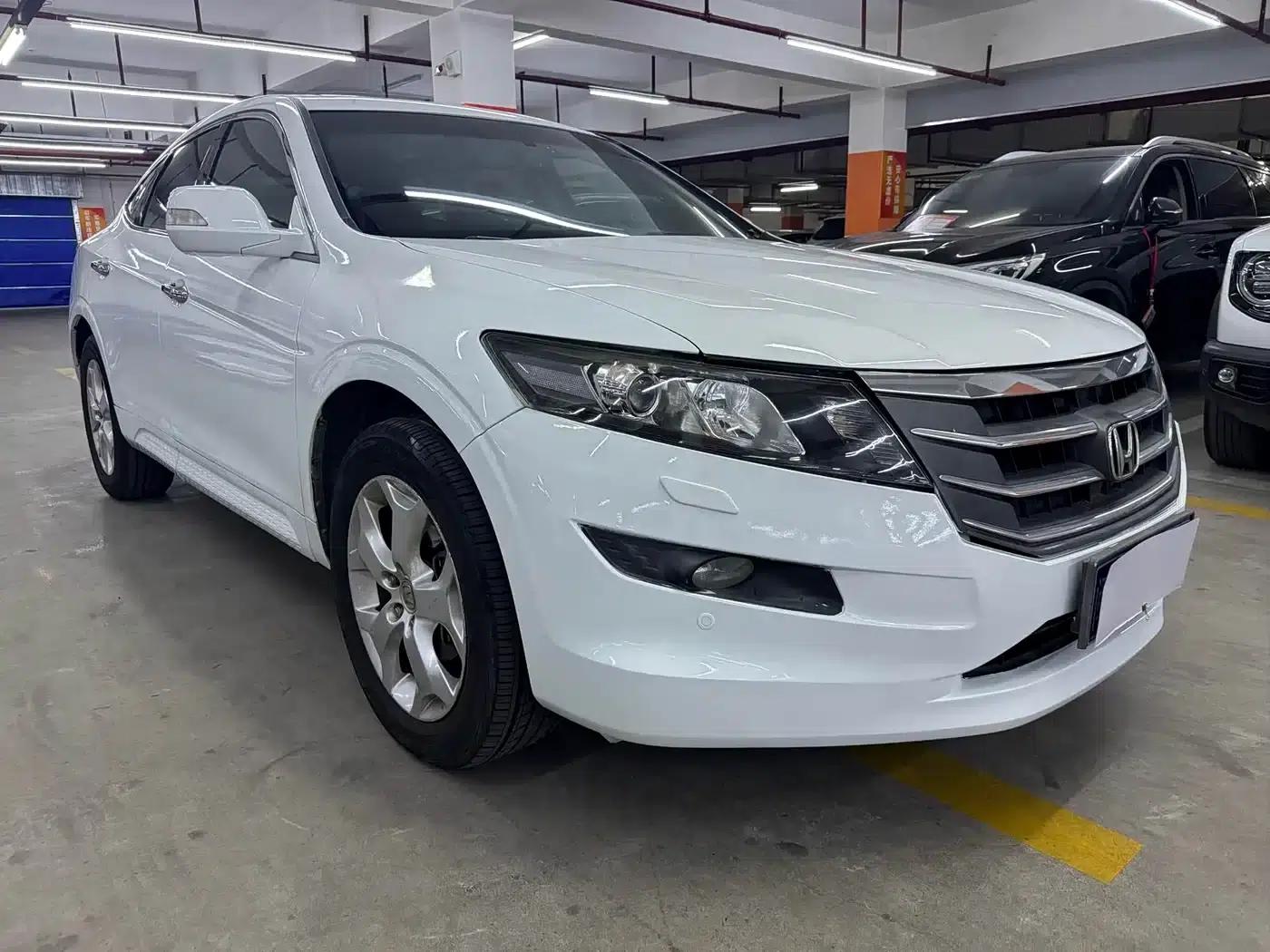 Crosstour 2012 2.4L Luxury Edition — миниатюра 3