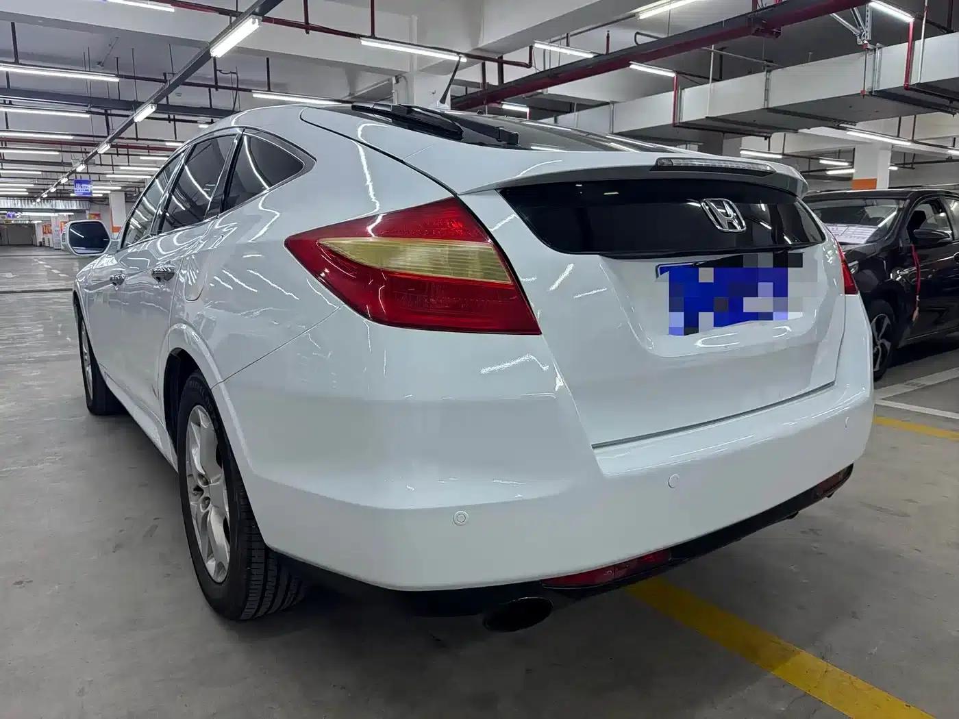 Crosstour 2012 2.4L Luxury Edition — миниатюра 10