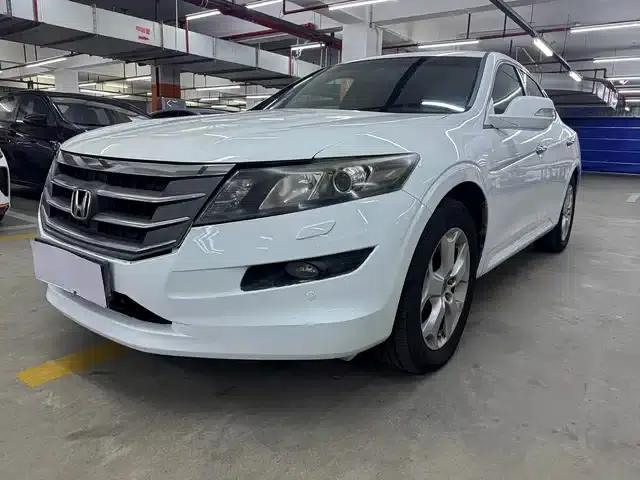 Crosstour 2012 2.4L Luxury Edition