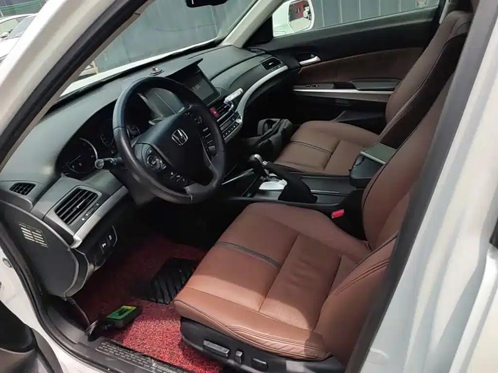 Crosstour 2016 2.4L Luxury Edition — миниатюра 15