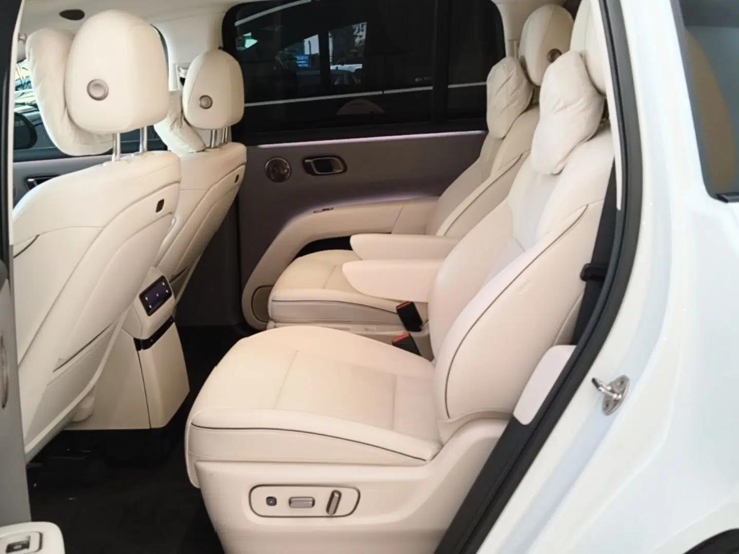 Li Auto i8 2025 Model Standard Version — миниатюра 25