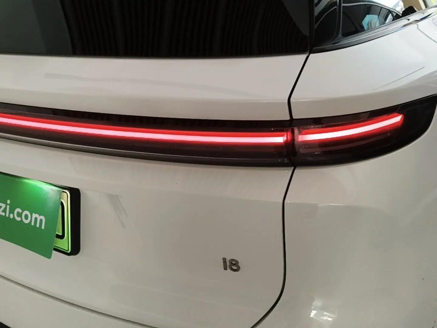 Li Auto i8 2025 Model Standard Version — миниатюра 9
