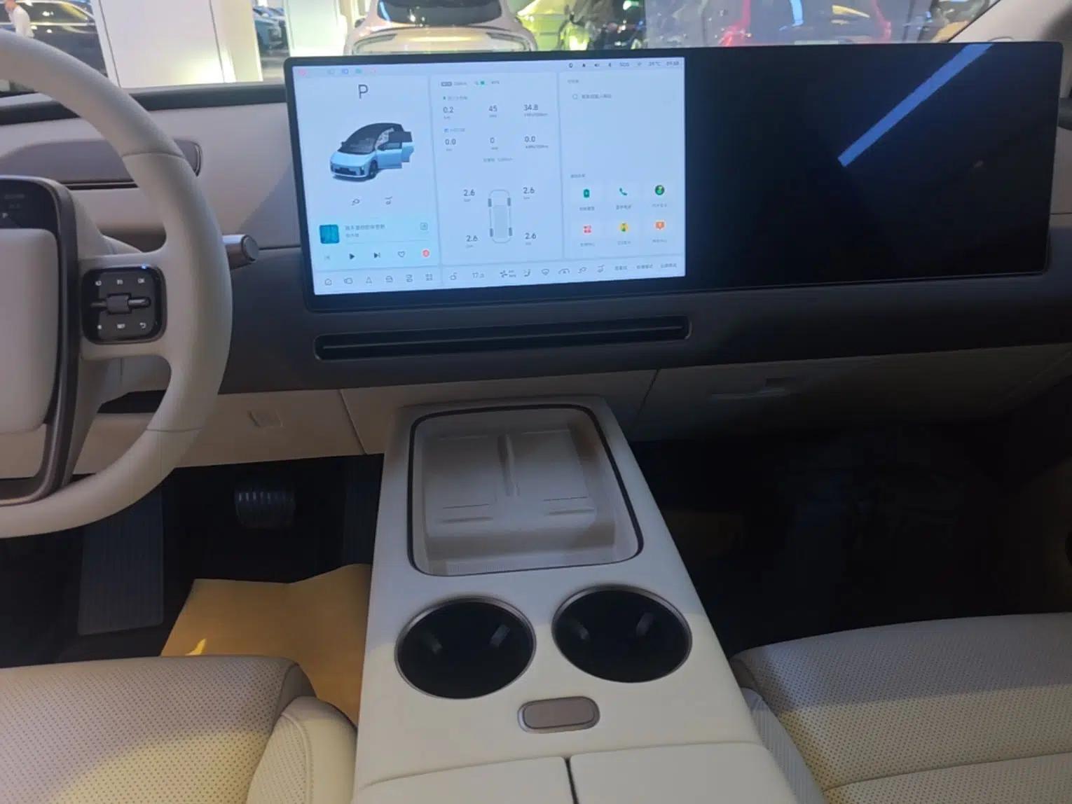 Li Auto i8 2025 Model Standard Version — миниатюра 15