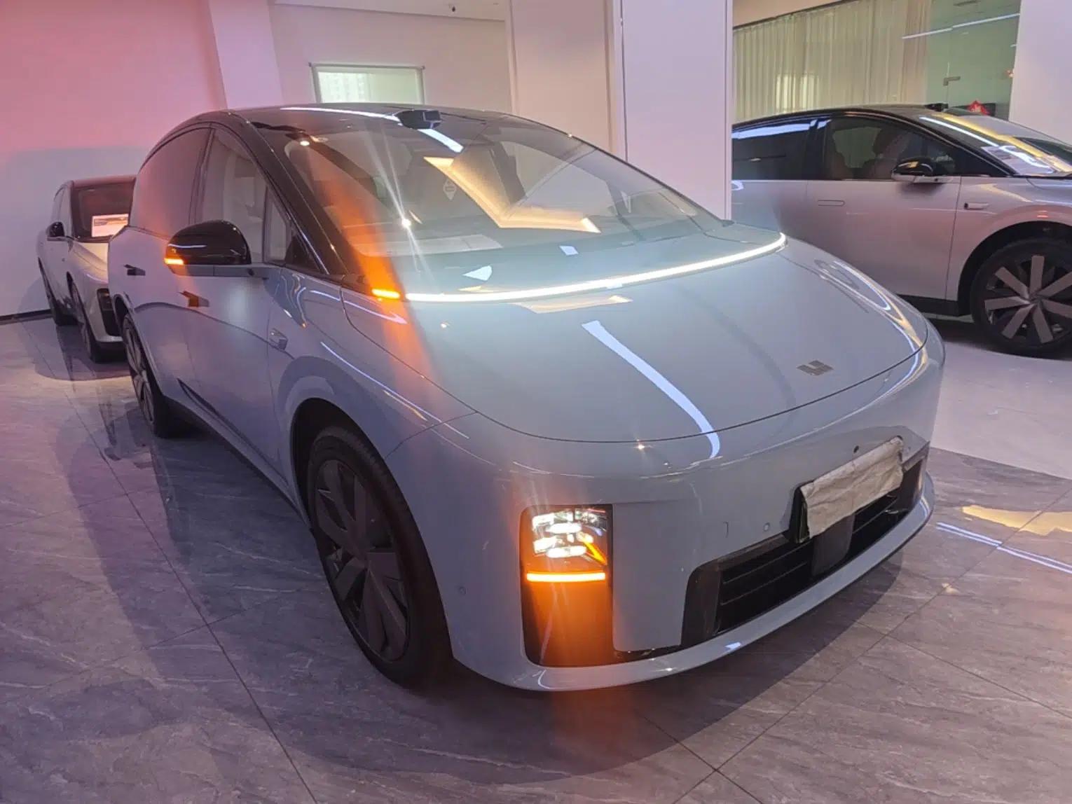 Li Auto i8 2025 Model Standard Version — миниатюра 3