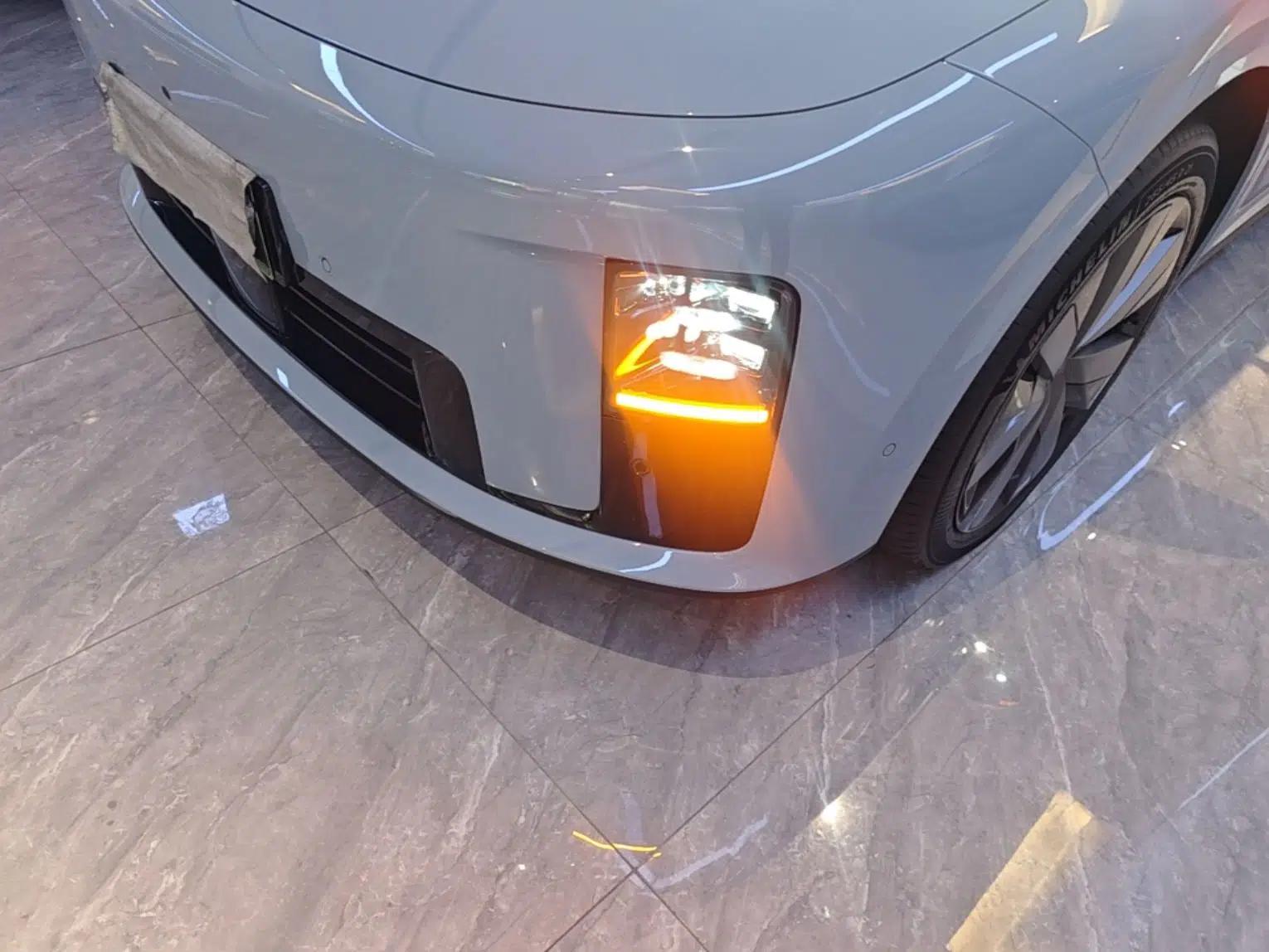 Li Auto i8 2025 Model Standard Version — миниатюра 8