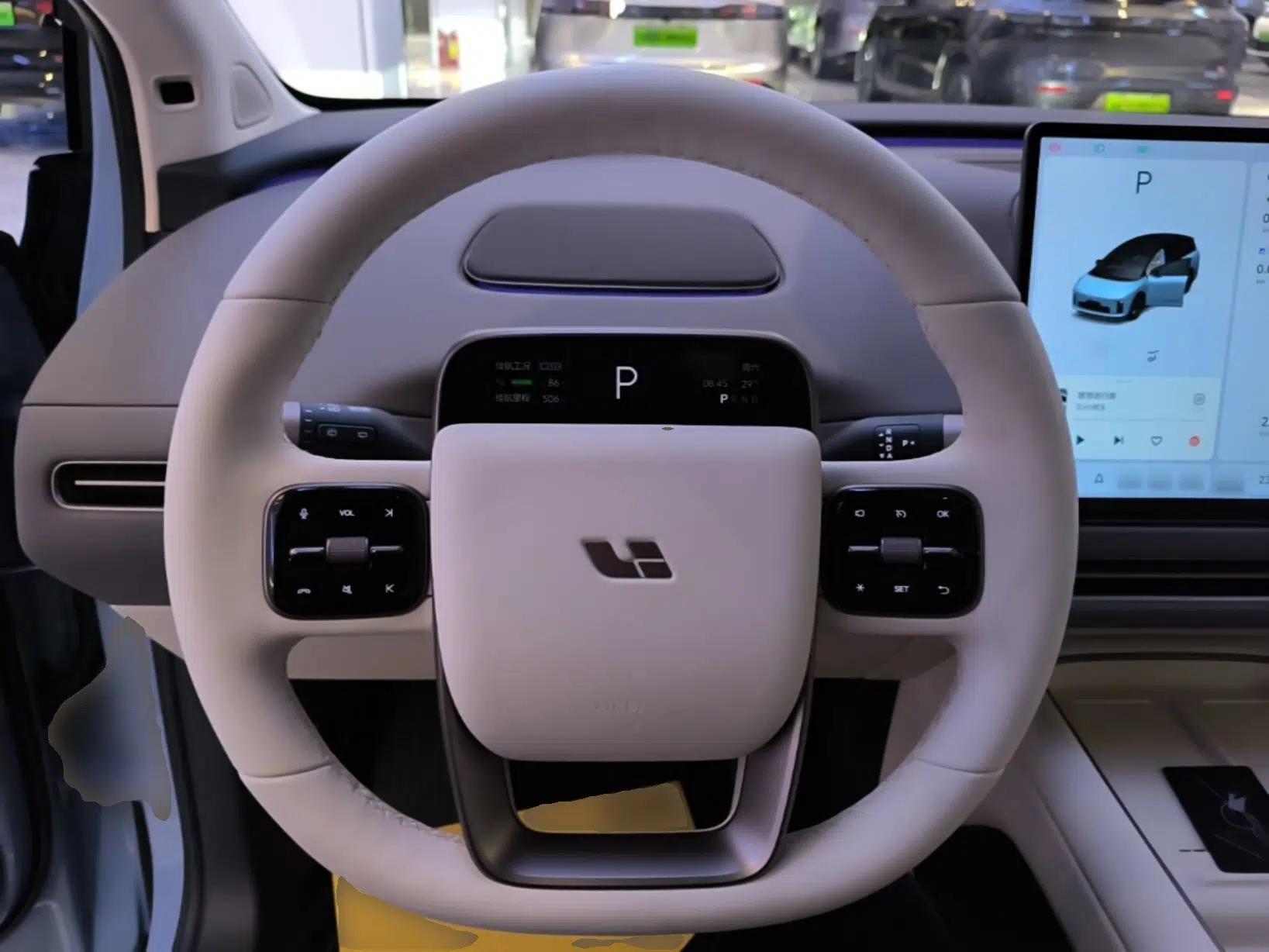 Li Auto i8 2025 Model Standard Version — миниатюра 13