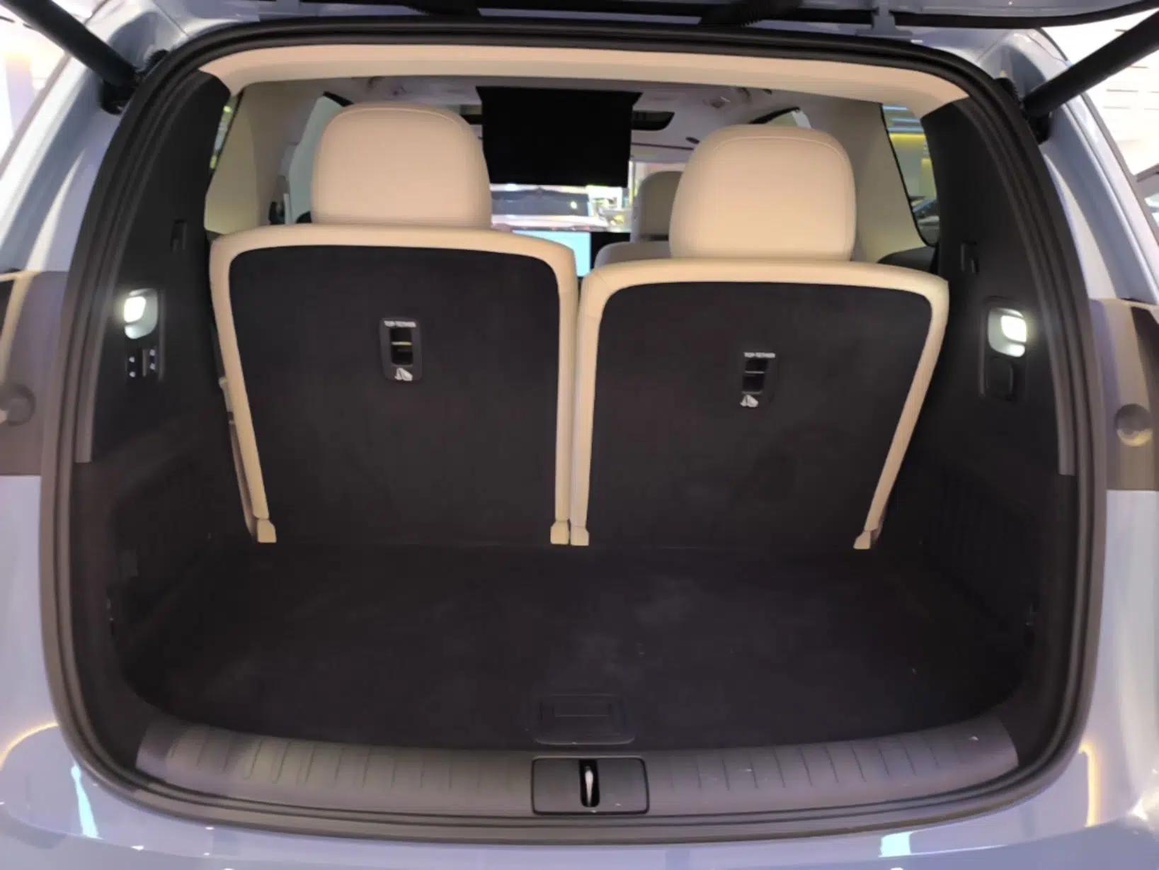 Li Auto i8 2025 Model Standard Version — миниатюра 22