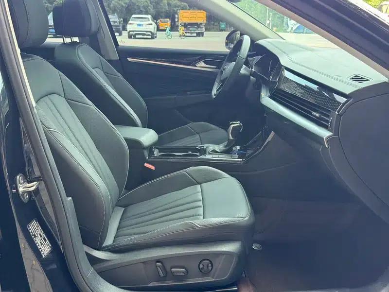 2024 Passat 280TSI Elite Edition — миниатюра 24