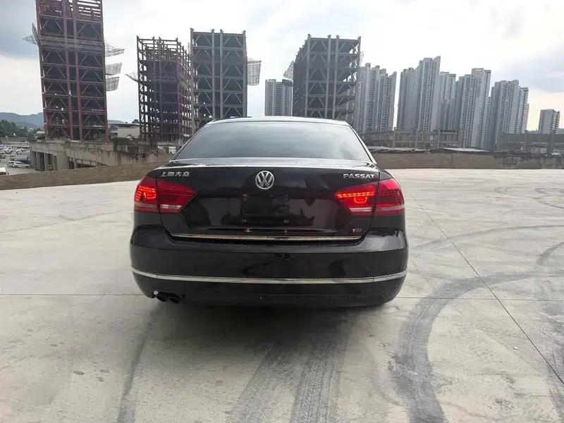 2014 Passat 1.8TSI DSG Royal Edition — миниатюра 5