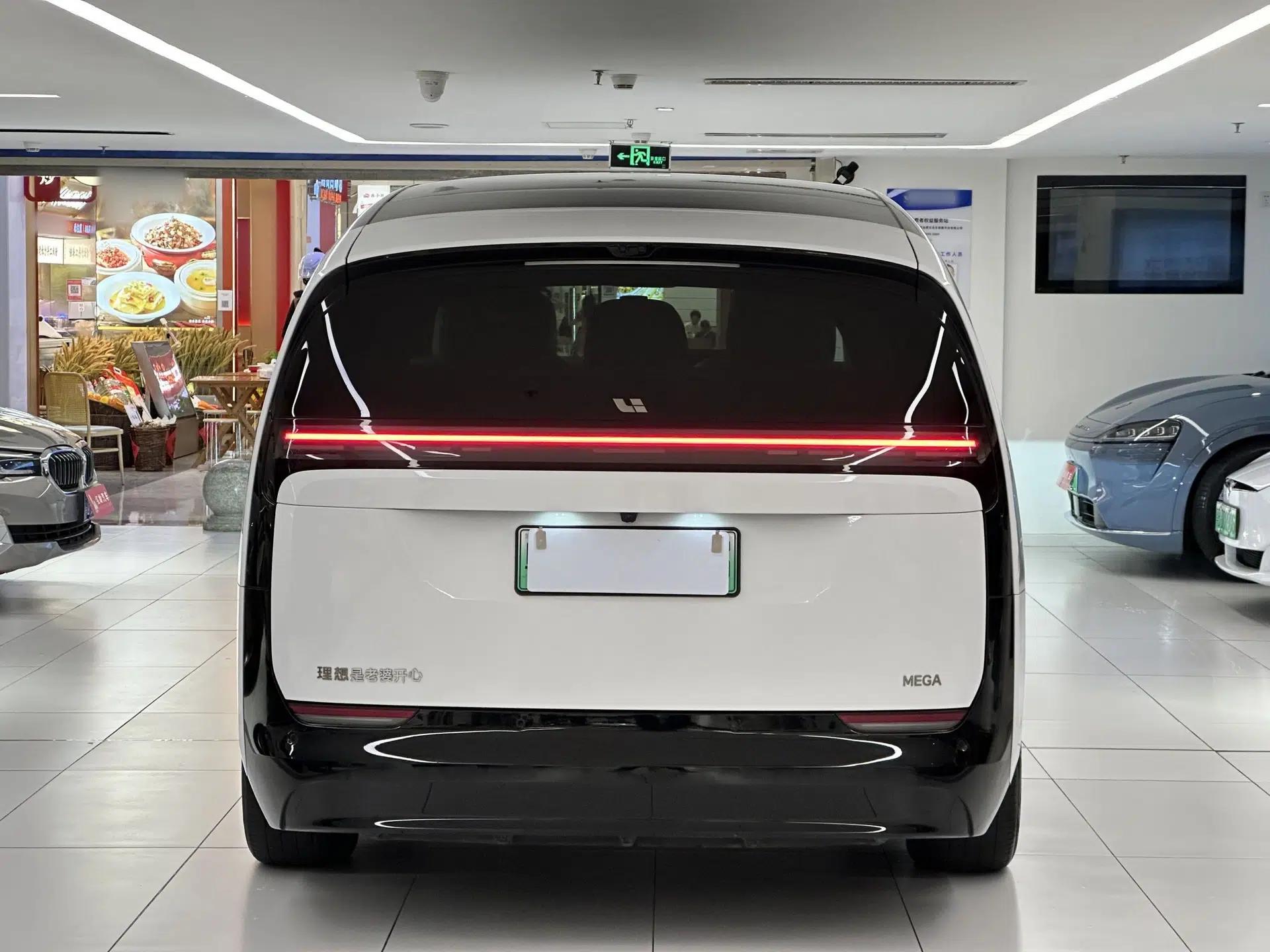 Li Auto MEGA 2024 Ultra Model — миниатюра 13