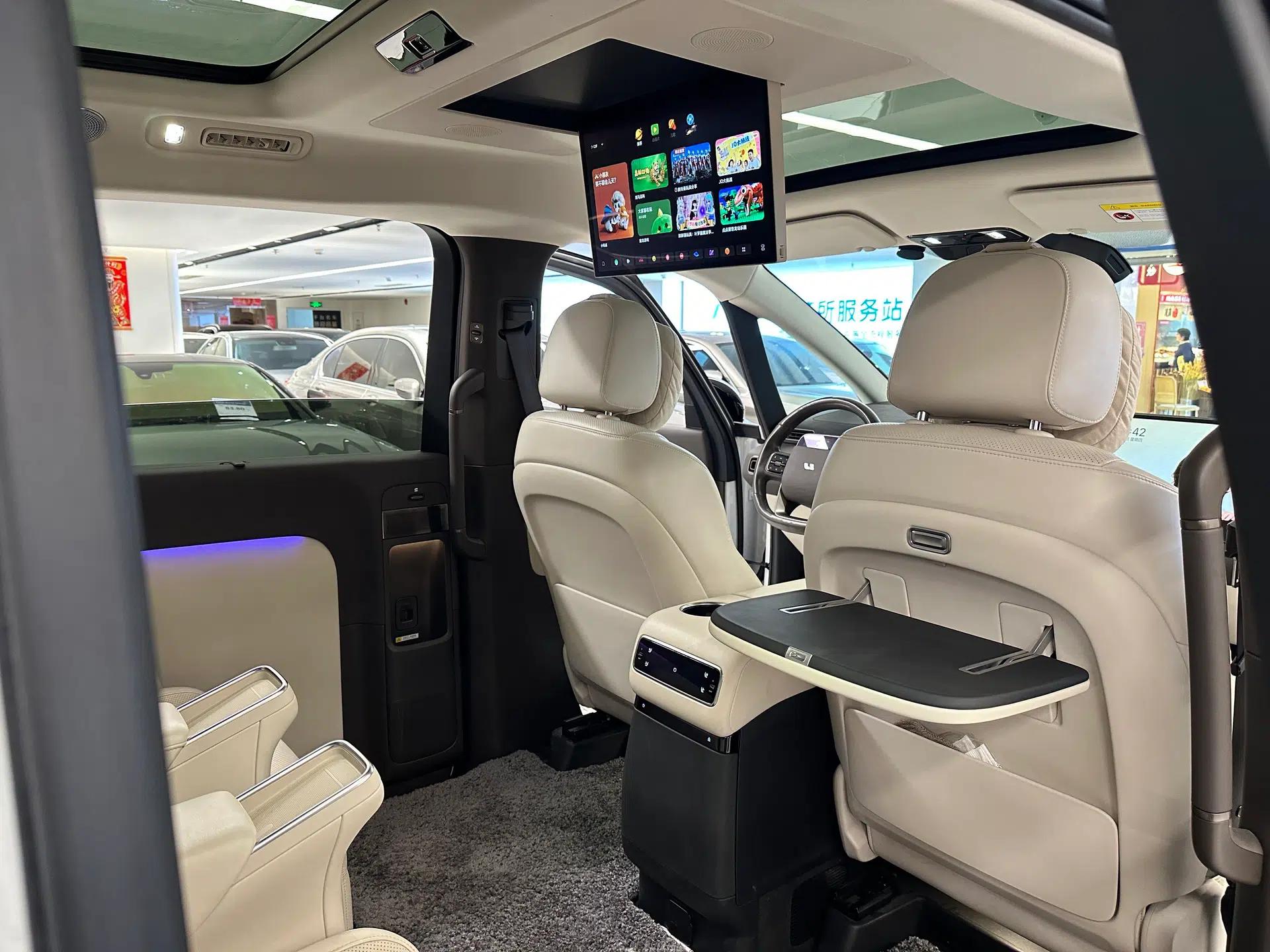 Li Auto MEGA 2024 Ultra Model — миниатюра 39